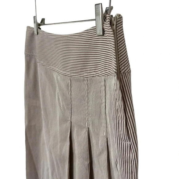 Eddie Bauer stretch tan + white pinstriped skirt & blazer suit Preppy Womens 8 - Picture 4 of 9